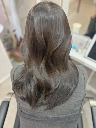 セミロング カラー karen 髪質改善のヘアスタイル