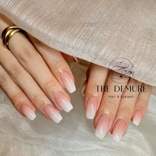 ネイル Demure Amy 銀座店のネイルデザイン