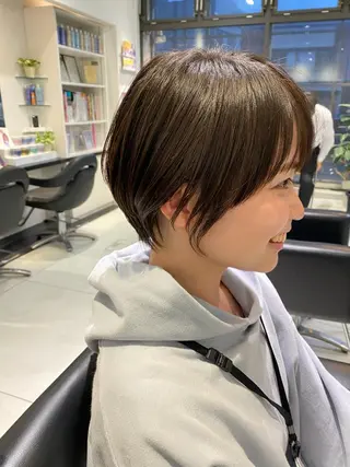 ショート カラー 透明感カラー 板橋 島村美咲のヘアスタイル