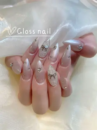 ネイル miho🍎 Gloss nailのネイルデザイン