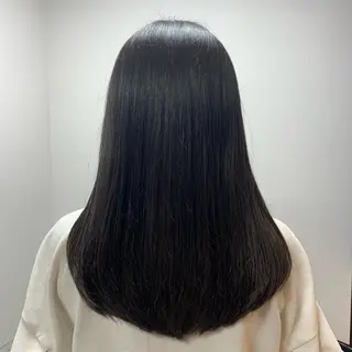 ミディアム 蓼沼 由莉のヘアスタイル