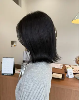 ミディアム カラー 松本 華林のヘアスタイル