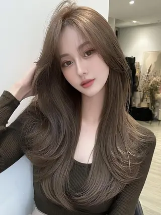 セミロング FOCUS JAPAN3のヘアスタイル