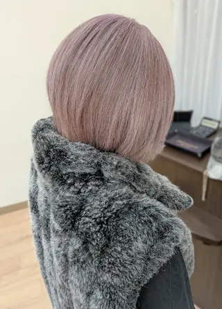 ショート sayaka/亀田 🌈大人ハイトーンのヘアスタイル