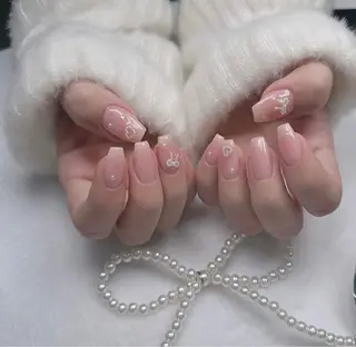 ミディアム Aila Nail HanChanのネイルデザイン