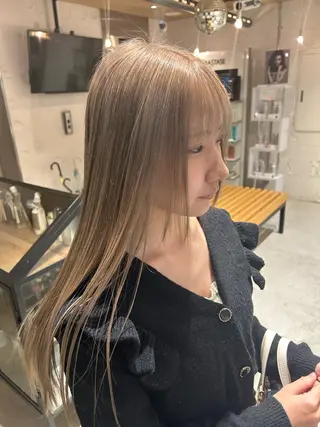 ロング カラー Acchon/心斎橋 💚ダブルカラーのヘアスタイル