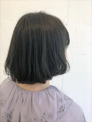 ミディアム カラー 山形 光輪子のヘアスタイル