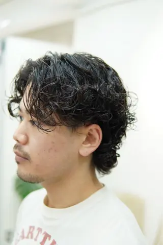 ミディアム パーマ メンズ メンズパーマ特化 カバヤマ　リョウのヘアスタイル