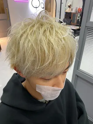 ショート カラー パーマ ヘアアレンジ メンズ 🔥メンズパーマ 特化 渡辺一翔のヘアスタイル