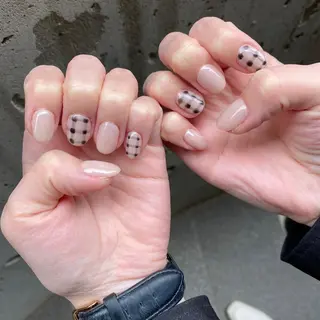 ネイル 長谷川 奈緒美のネイルデザイン
