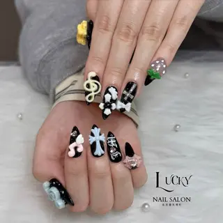 ネイル Lucky Nail Salonのネイルデザイン