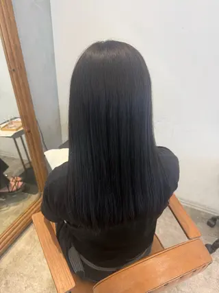 ロング 福本 萌のヘアスタイル
