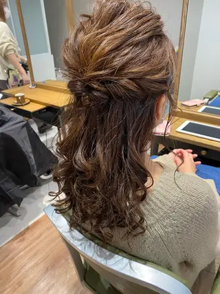 ロング ヘアアレンジ 🌈🌸あおき みちる🌟💗のヘアスタイル