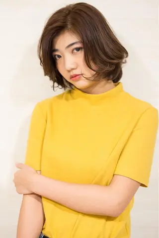 ミディアム カラー タジマ ヤスヒサのヘアスタイル