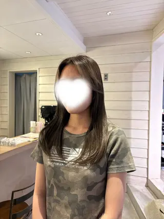 カラー 西 ひよのヘアスタイル