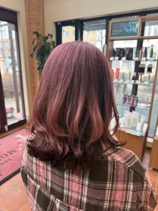 カラー 黒木 芽生のヘアスタイル