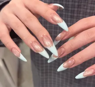 ネイル Mimi Nail_Royalのネイルデザイン