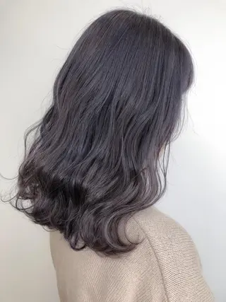 セミロング カラー 【透明感、艶髪】西村 有司のヘアスタイル