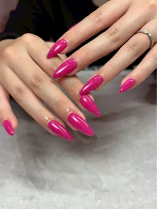 ネイル salon R&B Jr.ネイリストのネイルデザイン