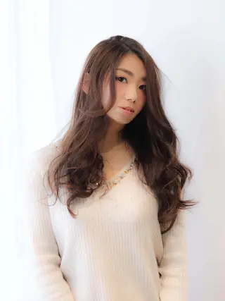 ロング カラー 髪質改善🌈縮毛矯正 荻原 達矢のヘアスタイル