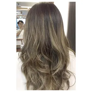 ロング カラー パーソナルカラー診断 できます 木曽 主博のヘアスタイル