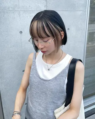 ミディアム 佐伯 和佳のヘアスタイル