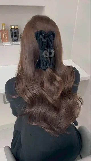 ロング モリシタ チョウのヘアスタイル