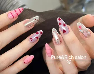 ネイル Pure&Rich Nailのネイルデザイン
