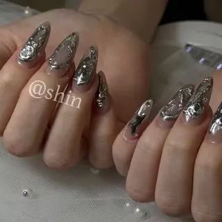 ネイル Queens テイのネイルデザイン