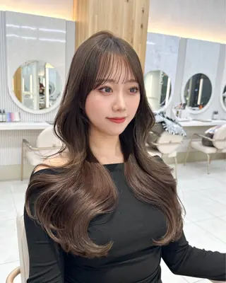 セミロング カラー 🇰🇷韓国風くびれ ヘア🇰🇷中村優大のヘアスタイル