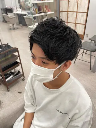 メンズ 京都河原町 メンズパーマ助川龍哉のヘアスタイル