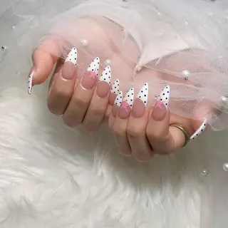 ネイル PEEKABOO 旧:momo京橋のネイルデザイン