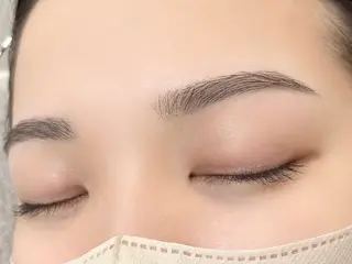 アイブロウ 守口 苺花のマツエク・マツパデザイン