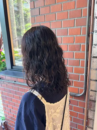 ミディアム パーマ 村下 美尋のヘアスタイル