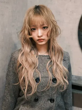 カラー ブリーチカラー🥣 デザインカラー🌈のヘアスタイル