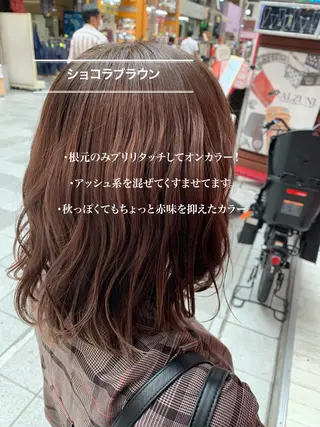ミディアム カラー ヘアアレンジ 今村公介 ブリーチ特化、派手髪のヘアスタイル