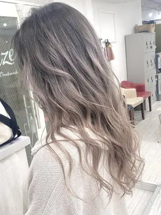 ロング カラー 脱!黒髪 ダブルカラー【上野】のヘアスタイル
