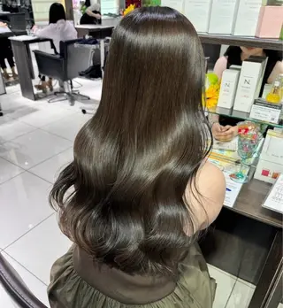 透明感カラー×顔周り mizuki🫧のヘアスタイル