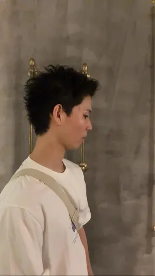 ショート メンズ 本田 央介のヘアスタイル