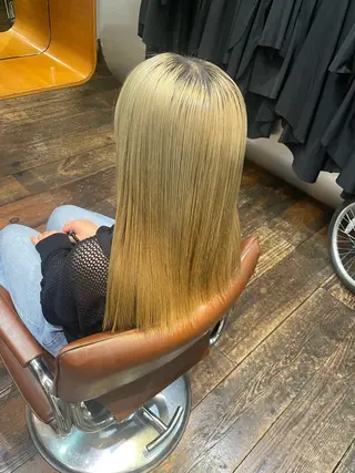 ロング 🤍透明感カラー 🫧みさきのヘアスタイル