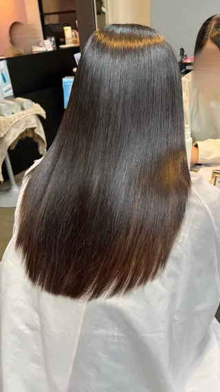 セミロング 岩本 果歩のヘアスタイル
