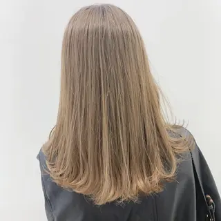 カラー 🪞【公式】表参道 🪞knot🪞のヘアスタイル
