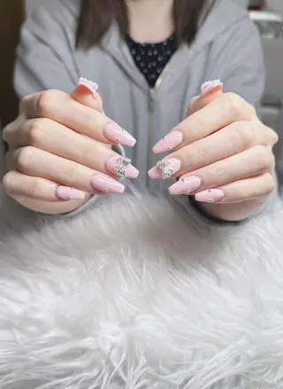 ネイル H.baby Nail Salonのネイルデザイン