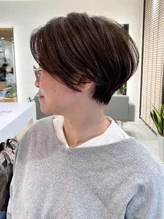 ショート カラー 平沢 真司のヘアスタイル