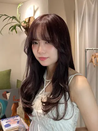 ロング 久我 彩音のヘアスタイル