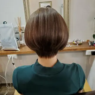 ショート カラー 韓国風レイヤーカット 上手く丁寧早い/マツのヘアスタイル