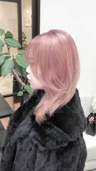 ミディアム カラー LOOP hairのヘアスタイル