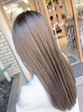 ロング SUNNY GRACEのヘアスタイル