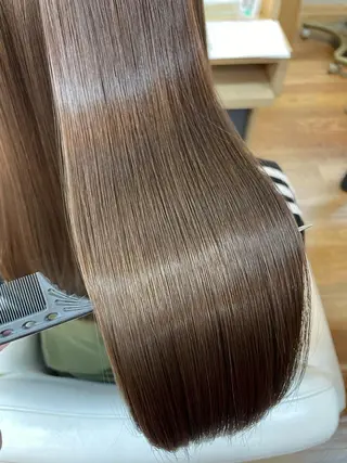 ロング カラー テクニカルディレクタ ー葛西凌大のヘアスタイル