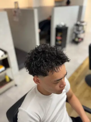 ショート メンズ 深澤 知樹のヘアスタイル